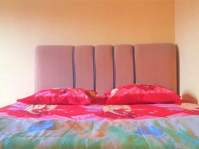 Spot On 2969 Hotel Citra Ayu Labuhan Экстерьер фото