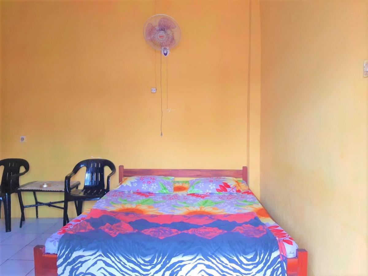 Spot On 2969 Hotel Citra Ayu Labuhan Экстерьер фото